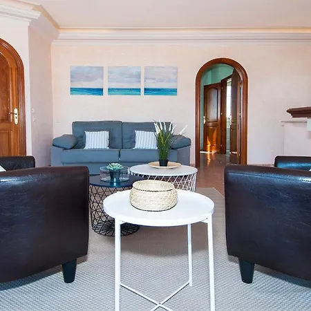 Hills Suites Apartment *