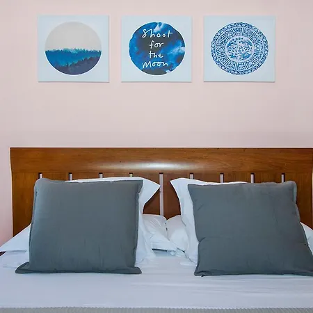 Hills Suites Мелонерас